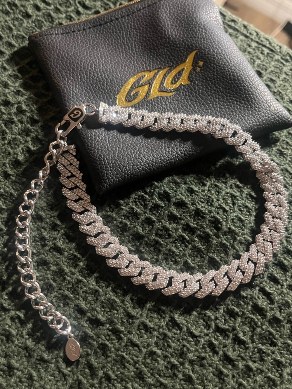 GLD iced out Cuban chain choker - Picture 4 of 10